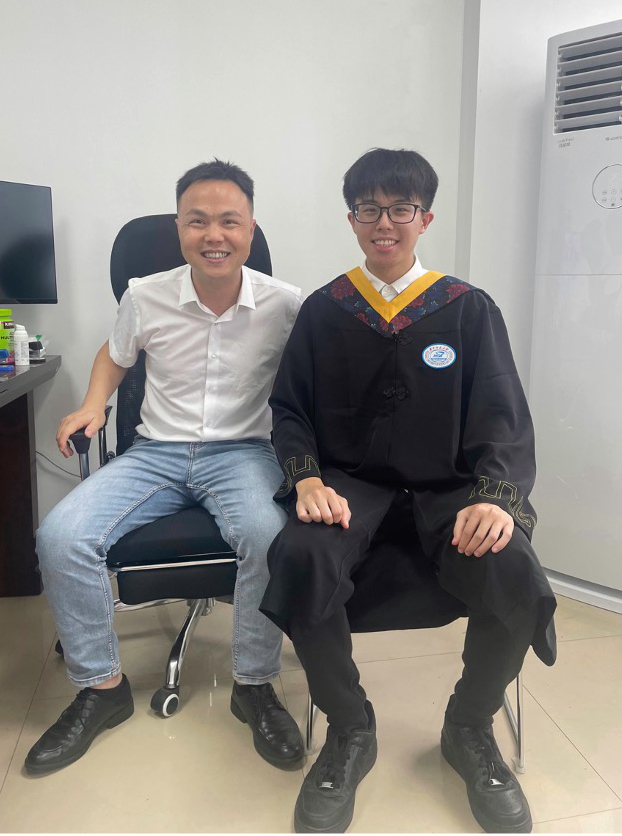 With Prof. Xinggang Wang